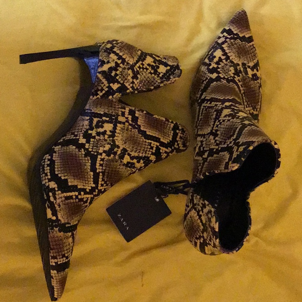 Zara snakeskin bootie